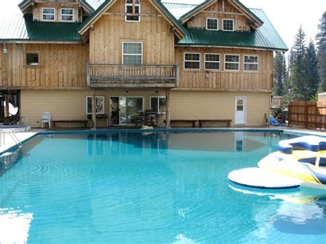 The best available hotels & places to stay near Elk City, ID.